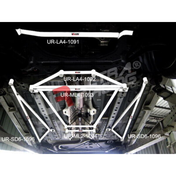 UltraRacing Mid Lower H-Brace