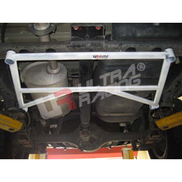 UltraRacing 4-Point Rear Brace