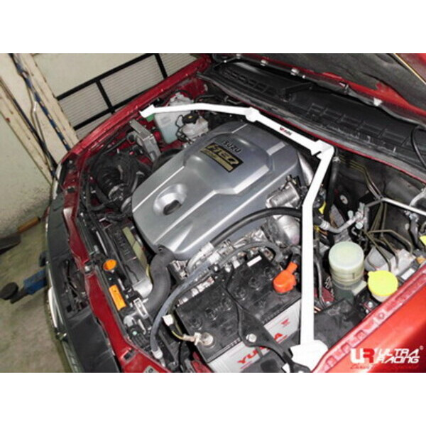 UltraRacing Front Upper Strutbar