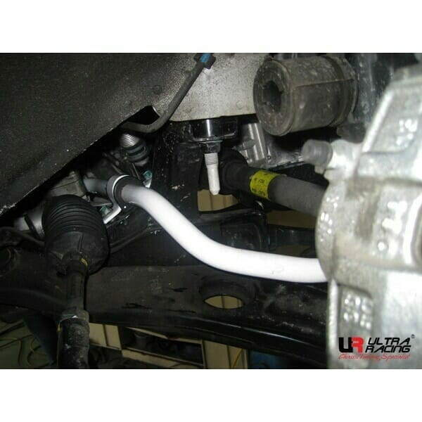 Hyundai Sonata I45 (YF) 2.0 2WD 10-14 UltraRacing Front Sway Bar 24mm
